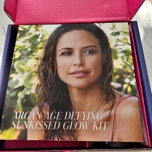 Josie Maran Argan Age Defying Sunkissed Glow Kit Balm Scrub & Liquid Gold Oil